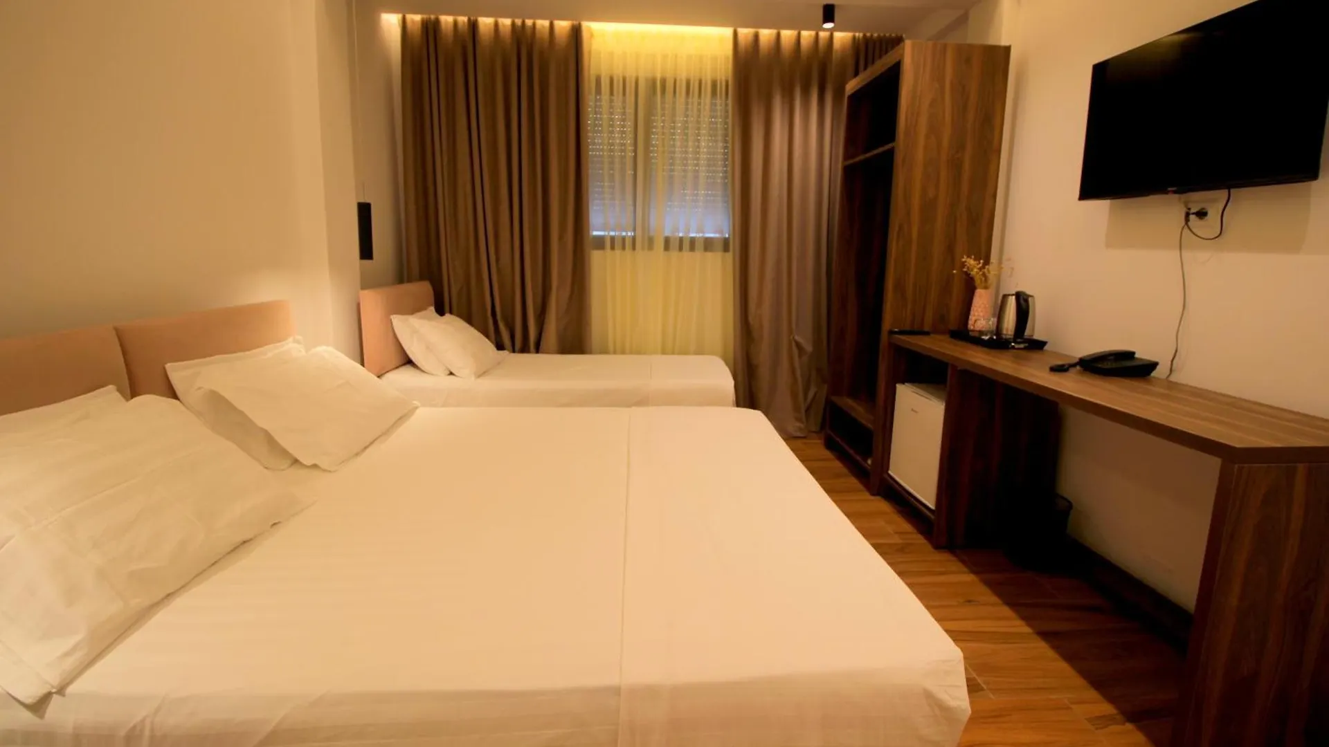 Hotel Havana Sarandë