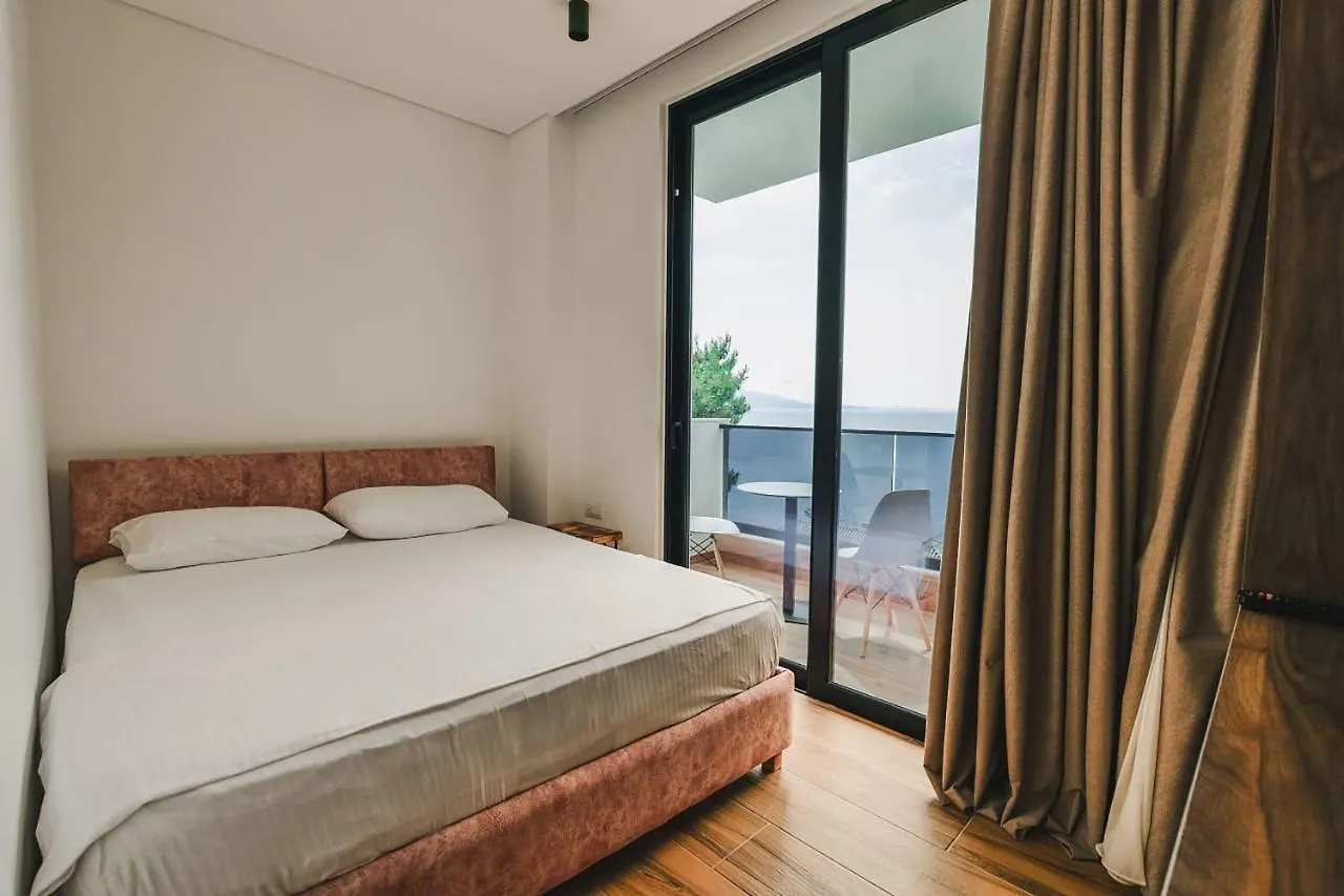 ****  Hotel Havana Sarandë Albânia